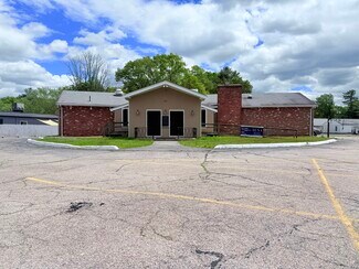 Plus de détails pour 50 Pleasant St, Norton, MA - Bureau/Local commercial à louer
