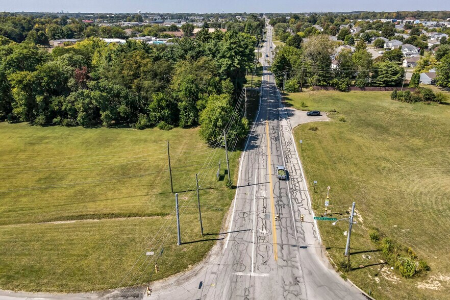 5525 N German Church Rd, Indianapolis, IN à vendre - Photo de l’immeuble – Image 3 sur 55