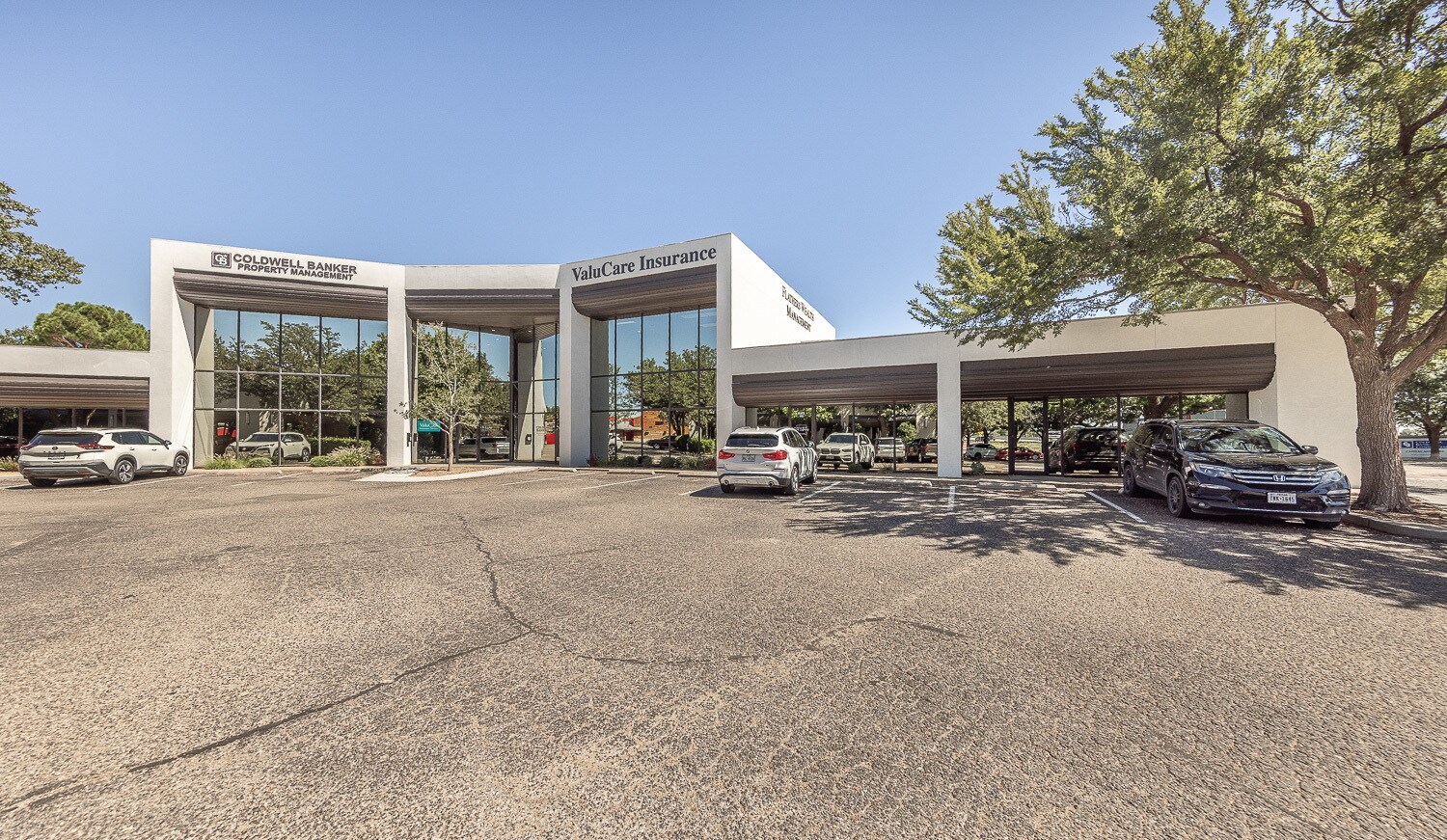 4920 S Loop 289, Lubbock, TX à louer Photo principale– Image 1 sur 28