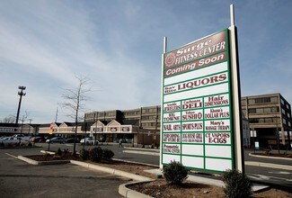 Plus de détails pour 109-117 Washington Ave, North Haven, CT - Bureau/Local commercial à louer
