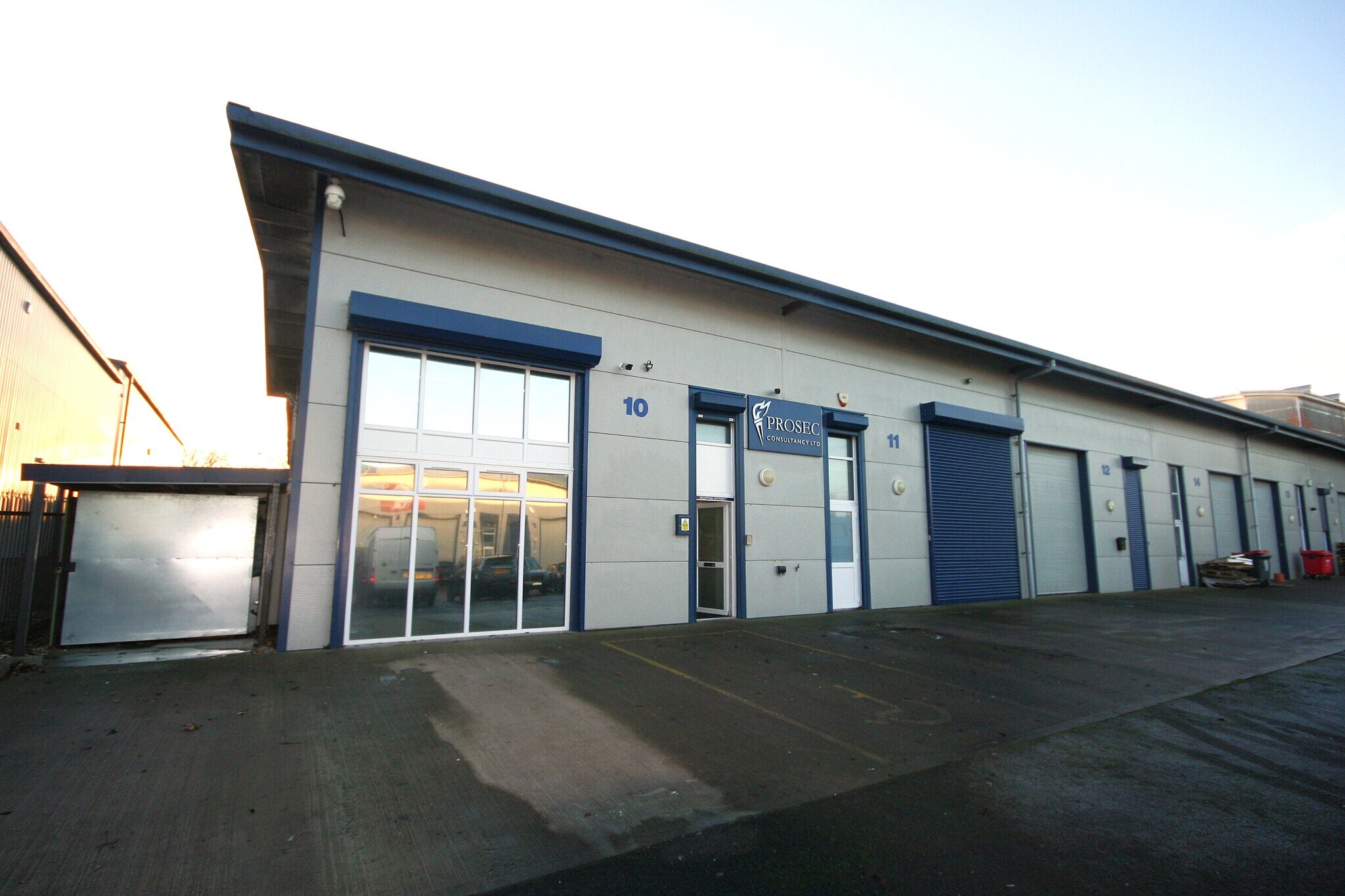 Stephenson Rd, Westbury à louer Photo de l’immeuble– Image 1 sur 2