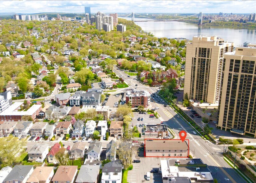801 Palisade Ave, Fort Lee, NJ à vendre - Photo de l’immeuble – Image 2 sur 14
