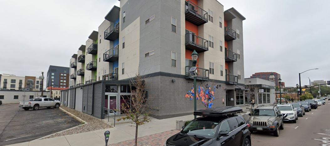 414 S Nevada Ave, Colorado Springs, CO à louer Photo principale– Image 1 sur 2