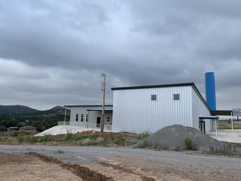 18377 State Highway 49 & 18407 State Highway 49, Medicine Park, OK à vendre - Photo principale – Image 2 sur 28