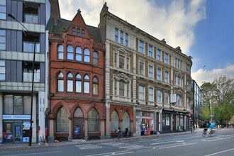353-355 Goswell Rd, Londres à louer Photo de l’immeuble– Image 1 sur 10