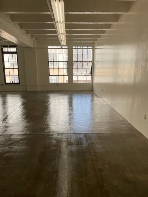 840 Santee St, Los Angeles, CA à vendre Photo intérieure– Image 1 sur 3