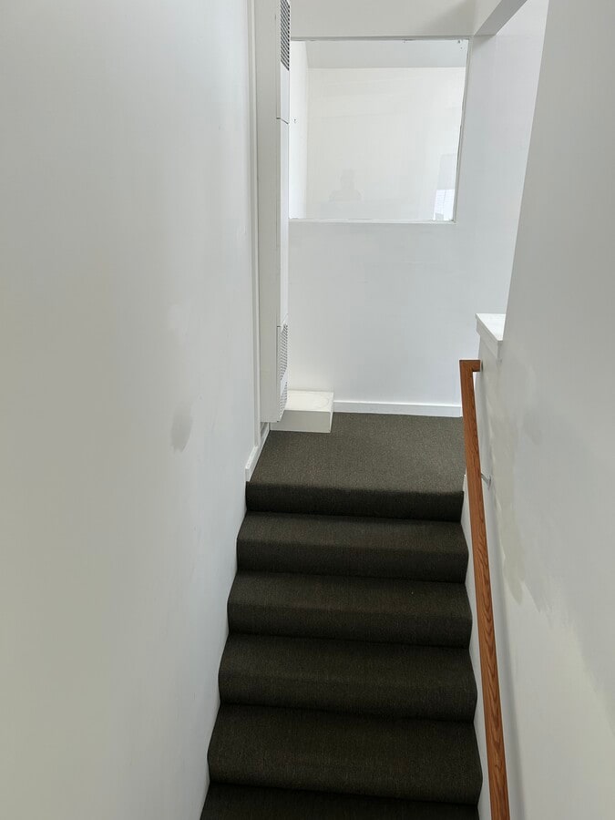 700-706 Gilman St, Berkeley, CA 94710 - Lot 702 - - Photo intérieure - Image 1 of 8