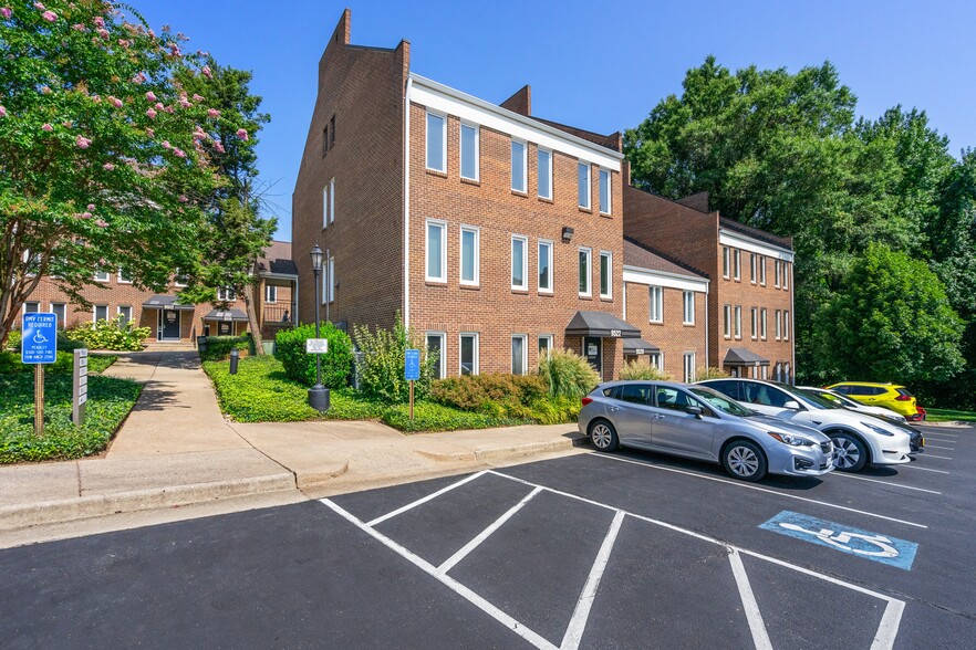 9522 State Route 29, Fairfax, VA à louer - Photo de l’immeuble – Image 2 sur 13