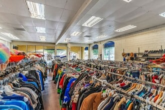 12341 San Pablo Ave, Richmond, CA à louer Photo intérieure– Image 1 sur 5