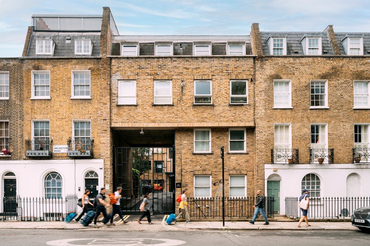 147 Arlington Rd, Londres à louer Photo de l’immeuble– Image 1 sur 6