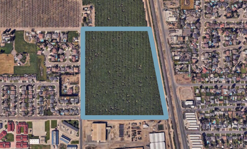 North E Street, Tulare, CA à vendre - Photo principale – Image 1 sur 1