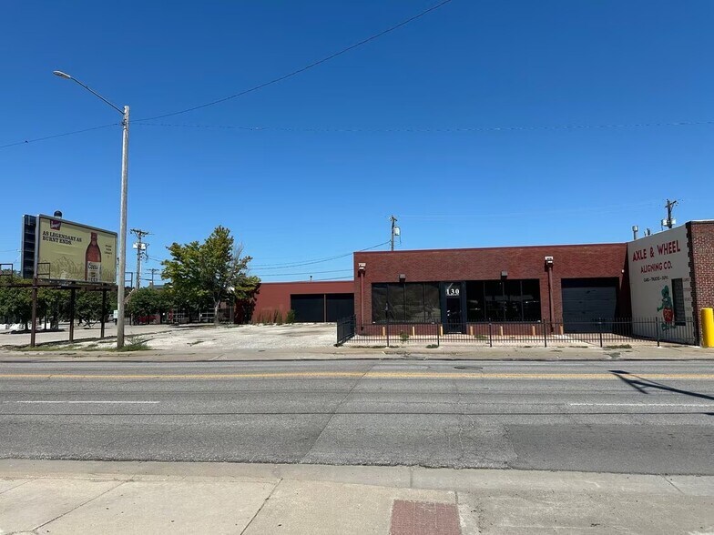 130-134 N Washington St. portefeuille de 2 biens à vendre sur LoopNet.fr - Photo principale – Image 1 sur 2