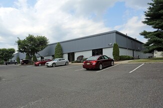 Plus de détails pour 97 Foster Rd, Moorestown, NJ - Local d'activités à louer
