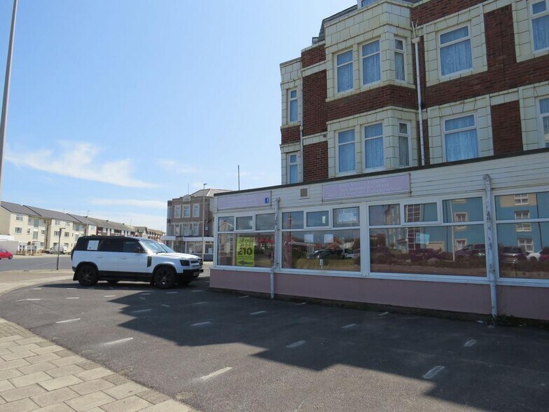 6 Clifton Dr, Blackpool à vendre - Photo de l’immeuble – Image 2 sur 25