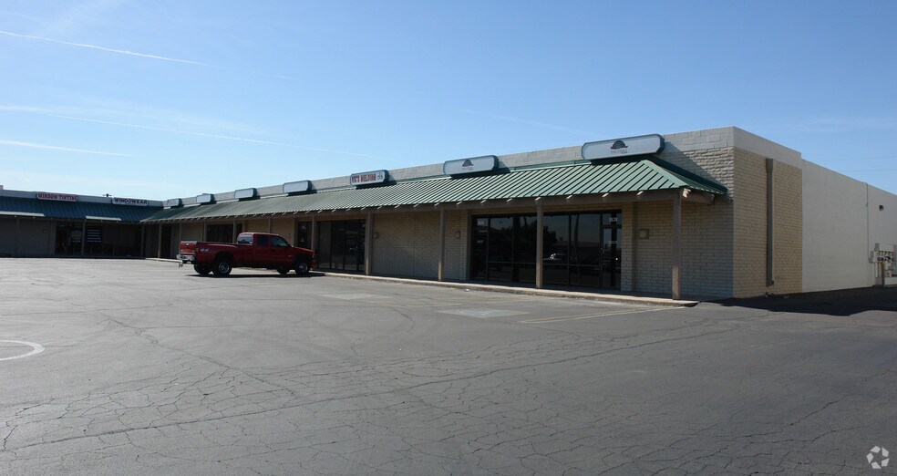 5610-5648 N 51st Ave, Glendale, AZ à louer - Photo de l’immeuble – Image 2 sur 2