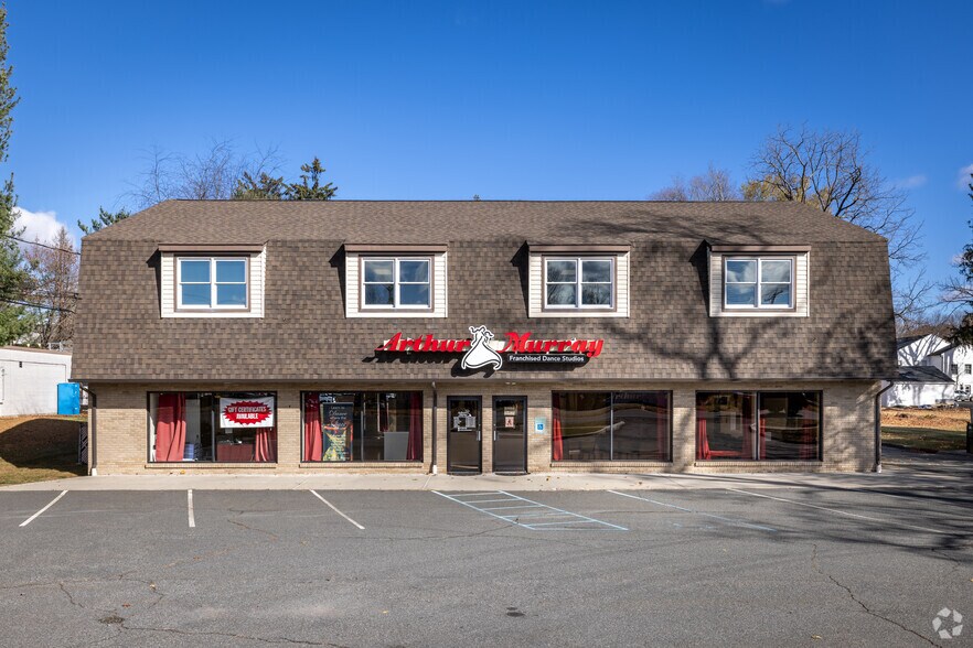 126 Route 10, Succasunna, NJ à louer - Photo principale – Image 1 sur 16