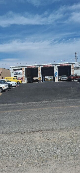 Plus de détails pour 431 S Frontage Rd, Pahrump, NV - Local commercial à vendre