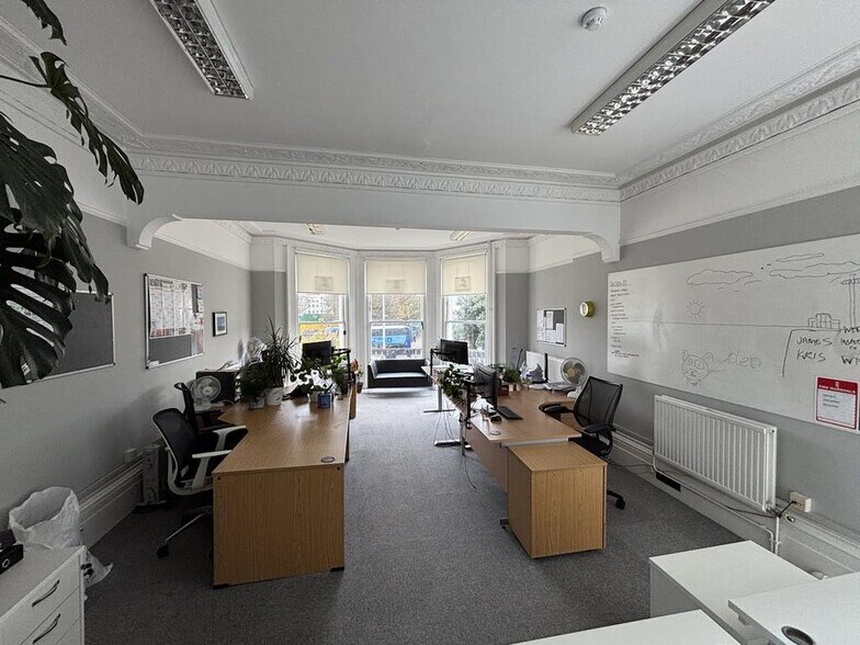 51 Old Steine, Brighton à louer - Photo de l’immeuble – Image 2 sur 14