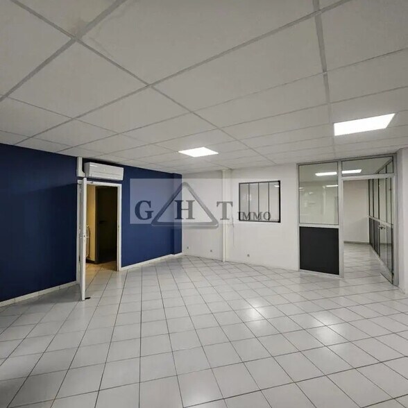 Local commercial dans Juvisy-sur-Orge à vendre - Photo intérieure – Image 1 sur 10