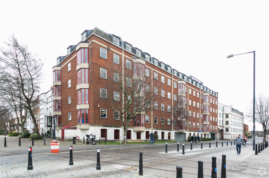Wapping Rd, Bristol à louer - Photo de l’immeuble – Image 3 sur 8
