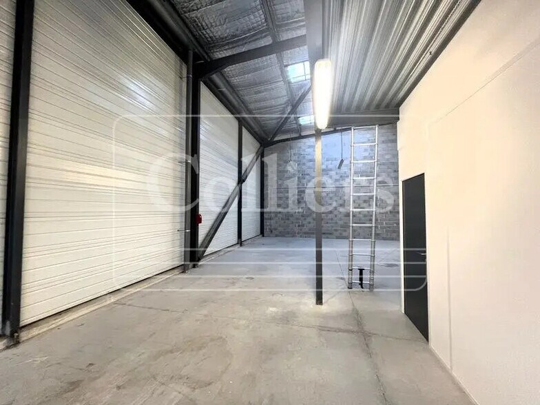 Local d’activités dans Gémenos à louer - Photo intérieure – Image 3 sur 5