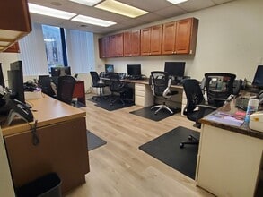 591 Summit Ave, Jersey City, NJ à louer Photo intérieure– Image 2 sur 22