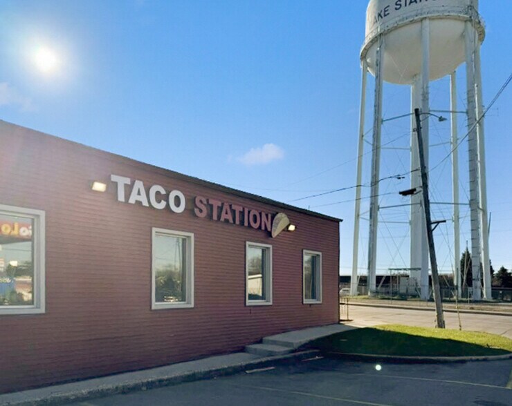 3634 Central Ave, Lake Station, IN à vendre - Photo de l’immeuble – Image 2 sur 29