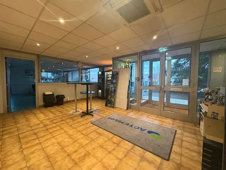 8 Chemin Des Joncs, Dardilly à vendre - Photo de l’immeuble – Image 2 sur 18