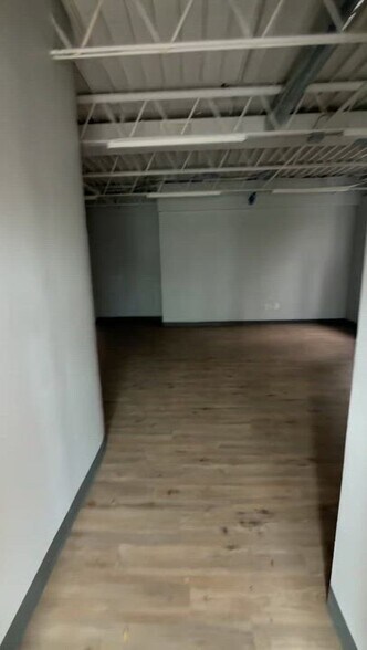 53 Hancock St, Stratford, CT à louer - Vidéo sur l’annonce professionnelle – Image 2 sur 29
