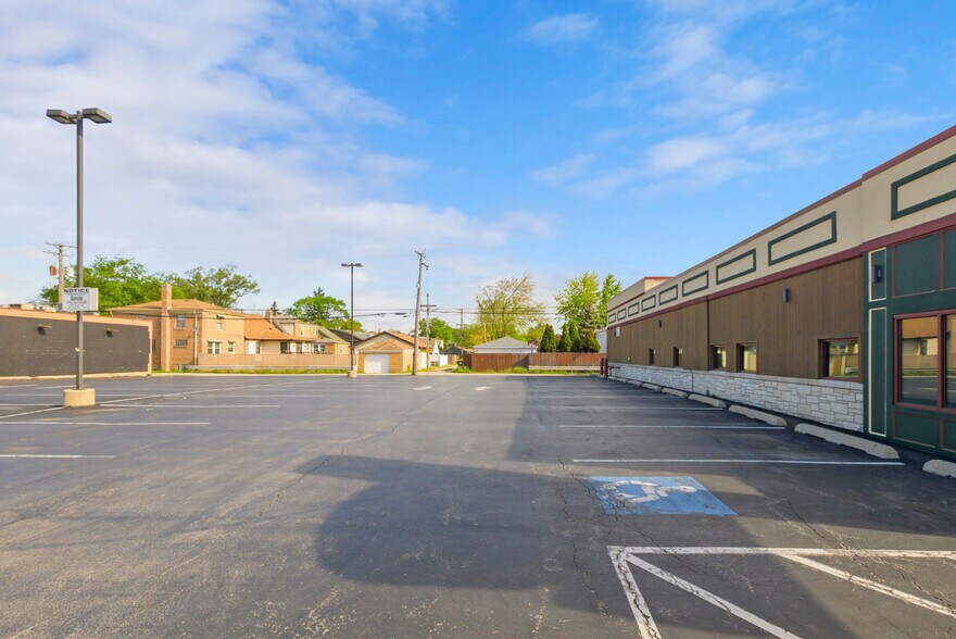 3422 W 95th St, Evergreen Park, IL à vendre - Photo de l’immeuble – Image 3 sur 16