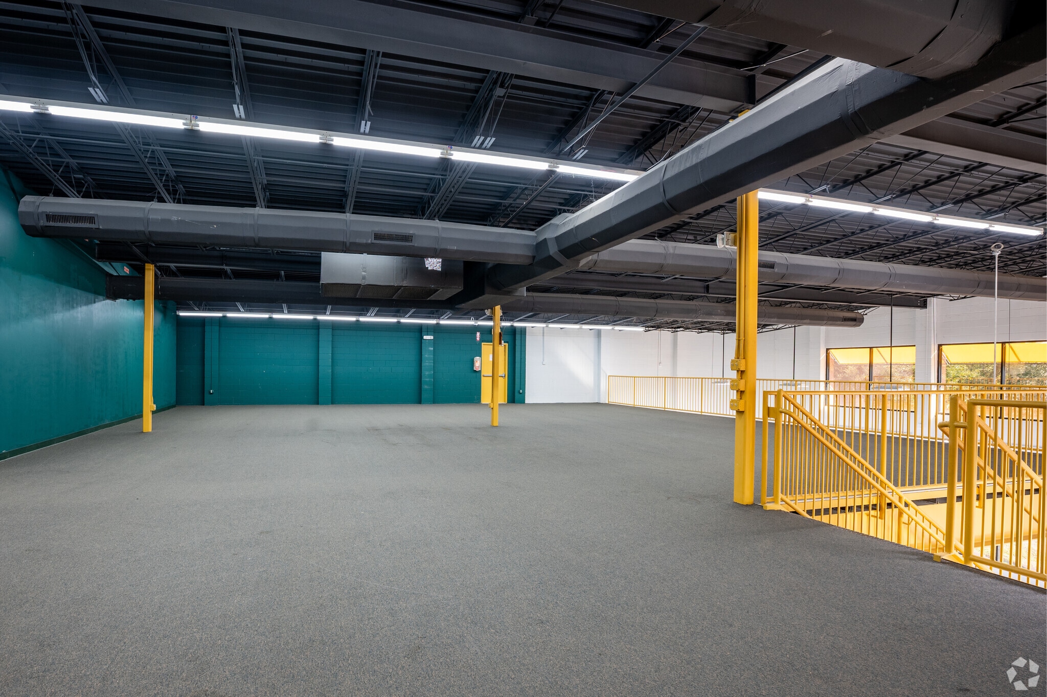 8904 Regents Park Dr, Tampa, FL à louer Photo intérieure– Image 1 sur 6