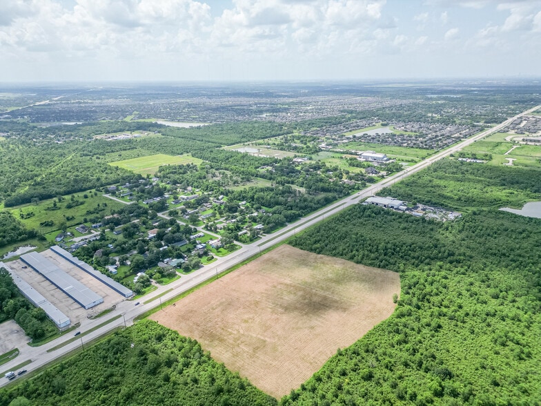 0 CR 48, Manvel, TX à vendre - Photo de l’immeuble – Image 2 sur 11