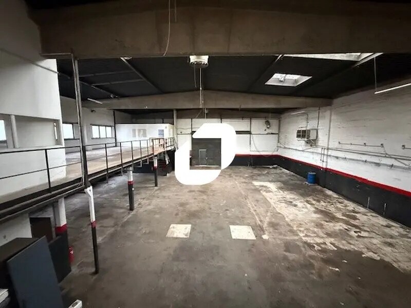 Local d’activités dans SAINT-OUEN-L'AUMONE à louer Photo intérieure– Image 1 sur 8