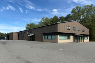 Plus de détails pour 740 Quaker Hwy, Uxbridge, MA - Industriel/Logistique à louer
