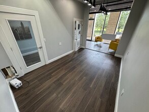 2121 S Hiawasee Rd, Orlando, FL à louer Photo intérieure– Image 1 sur 3
