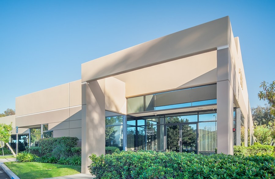 927 Calle Negocio, San Clemente, CA à louer - Photo de l’immeuble – Image 3 sur 5