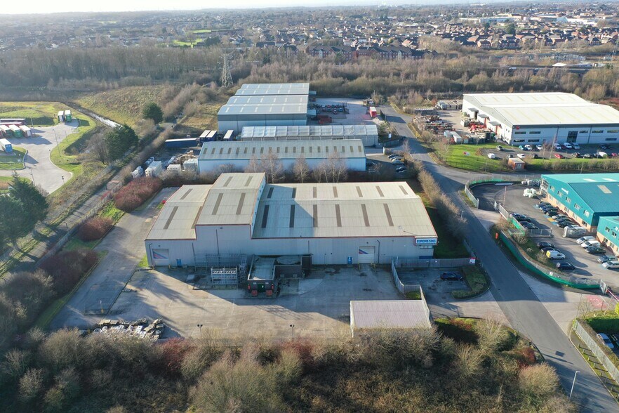 Cloister Way, Ellesmere Port à louer - Photo de l’immeuble – Image 2 sur 4