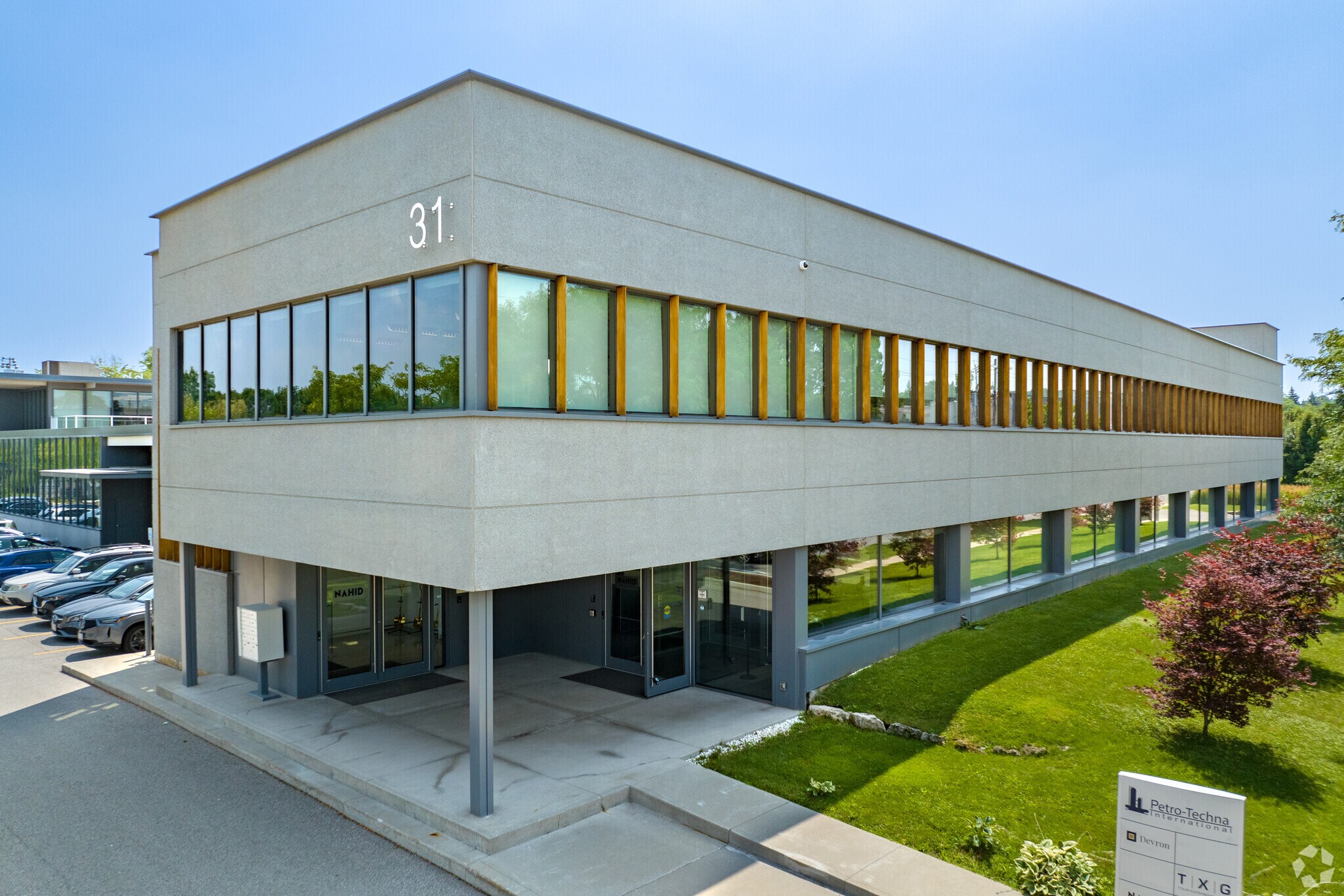 31 Scarsdale Rd, Toronto, ON à louer Photo principale– Image 1 sur 10