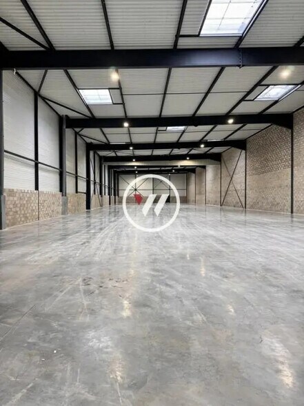 Industriel/Logistique dans Le Blanc-Mesnil à louer - Photo de l’immeuble – Image 1 sur 10