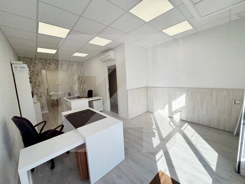 Immeuble residentiel dans Valdemoro, Madrid à vendre - Photo de l’immeuble – Image 2 sur 12
