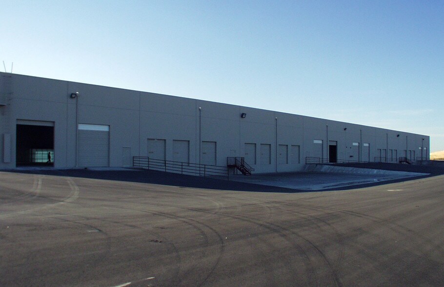 2001 Arch-Airport Rd, Stockton, CA à louer - Autre – Image 2 sur 9