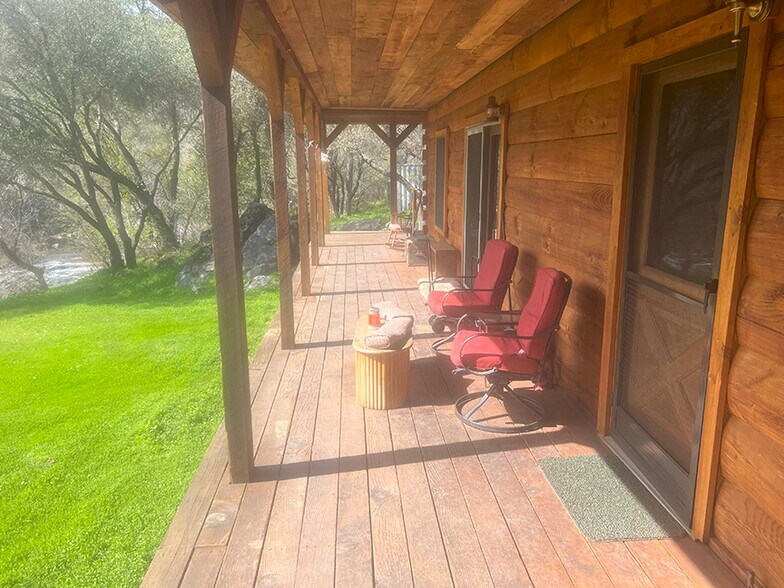 140040 Vincent Fire Road, Tollhouse, CA à vendre - Photo de l’immeuble – Image 1 sur 16