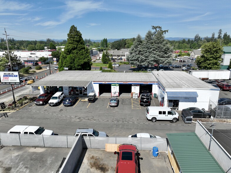 943 SW Baseline St, Hillsboro, OR à vendre - Photo principale – Image 1 sur 5