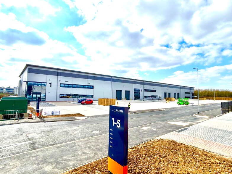 Middleton Stoney Rd, Bicester à louer - Photo de l’immeuble – Image 1 sur 3