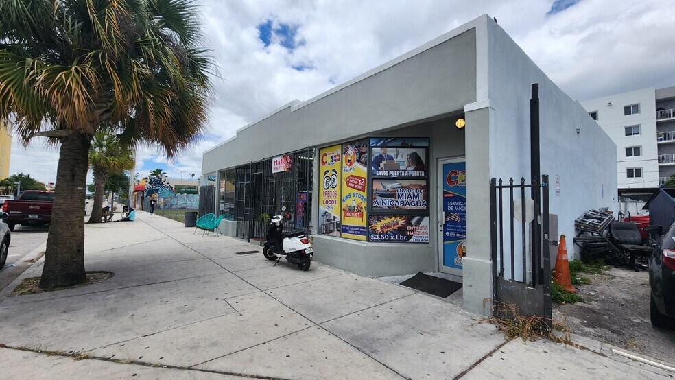 727-731 W Flagler St, Miami, FL à vendre - Photo de l’immeuble – Image 3 sur 44