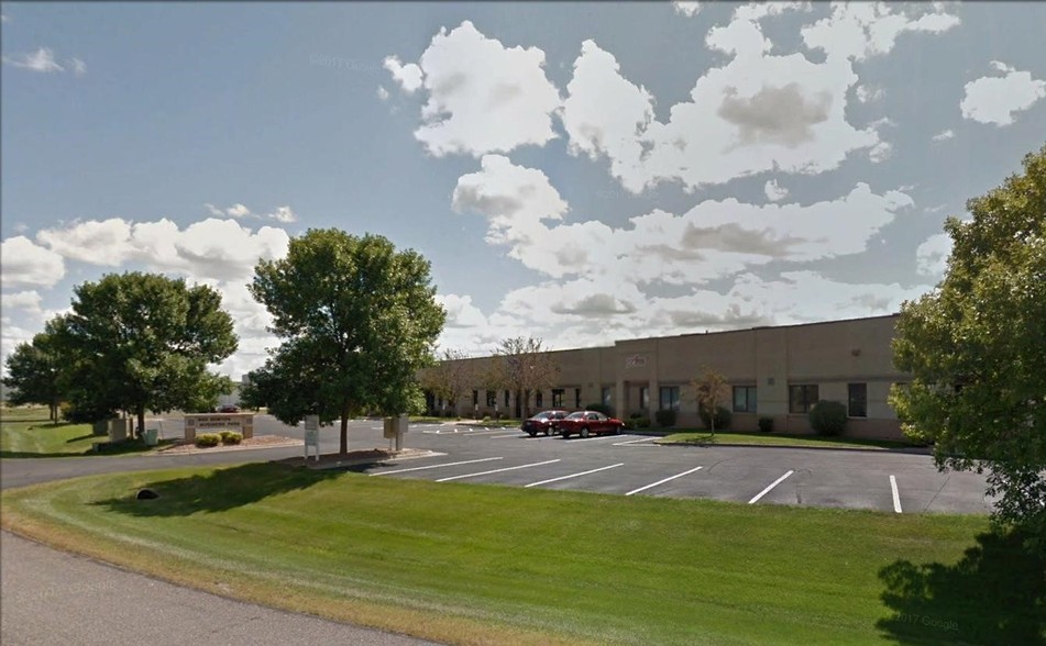 940 Industrial Dr S, Sauk Rapids, MN à louer - Photo de l’immeuble – Image 3 sur 6