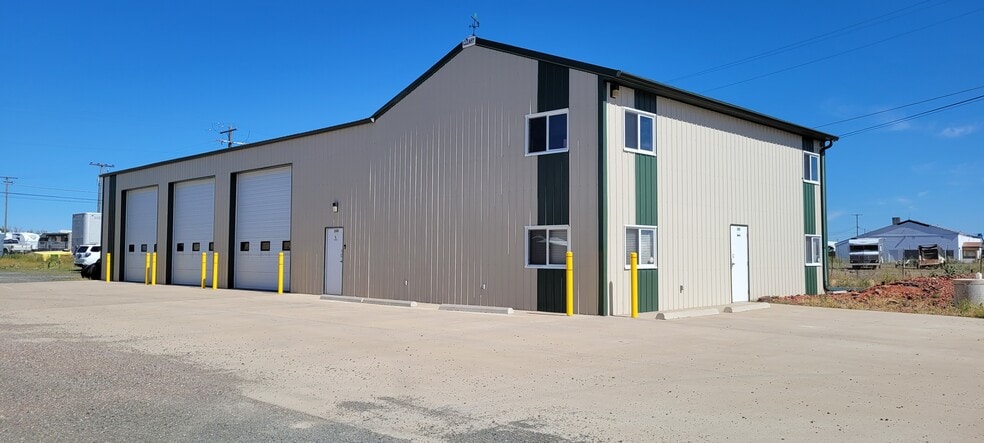 3101 & 3105 Vaughn Road portefeuille de 2 biens à vendre sur LoopNet.fr - Photo principale – Image 2 sur 57
