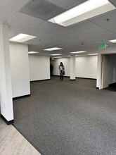 1710 S Amphlett Blvd, San Mateo, CA à louer Photo intérieure– Image 1 sur 4