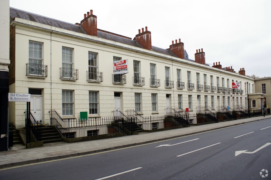 1-6 Clarence Para, Cheltenham à vendre - Photo de l’immeuble – Image 2 sur 2