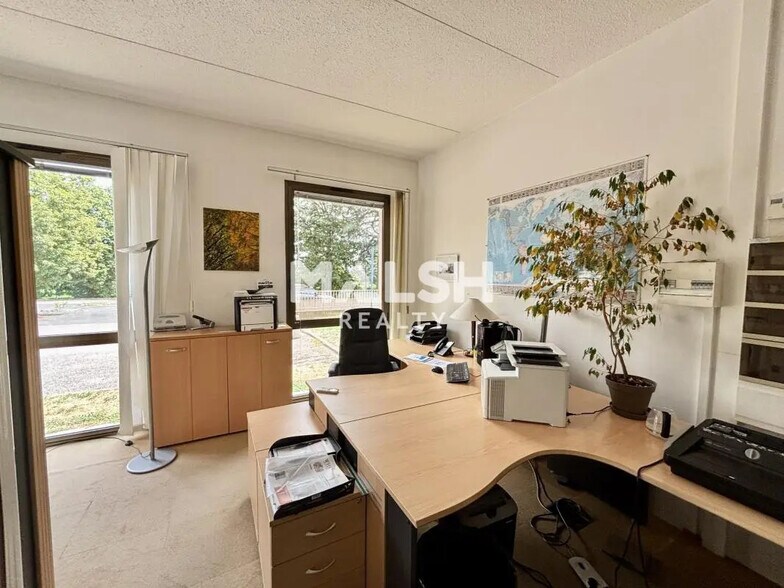 Bureau dans Écully à vendre - Photo de l’immeuble – Image 2 sur 9